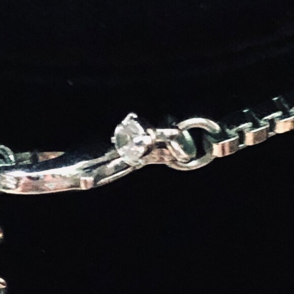 Blue Floral Statement Necklace With Adjustable Chain - Picture 4 of 4